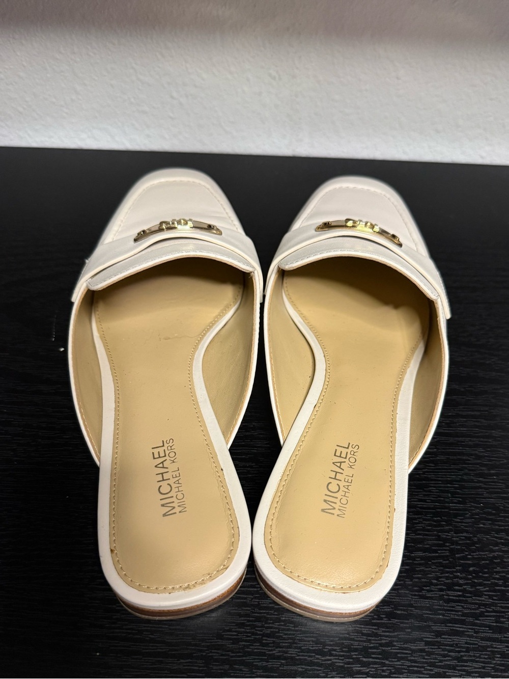 Michael Kors Tiffanie White Leather Mule Loafers Size 6 - Picture 3 of 4